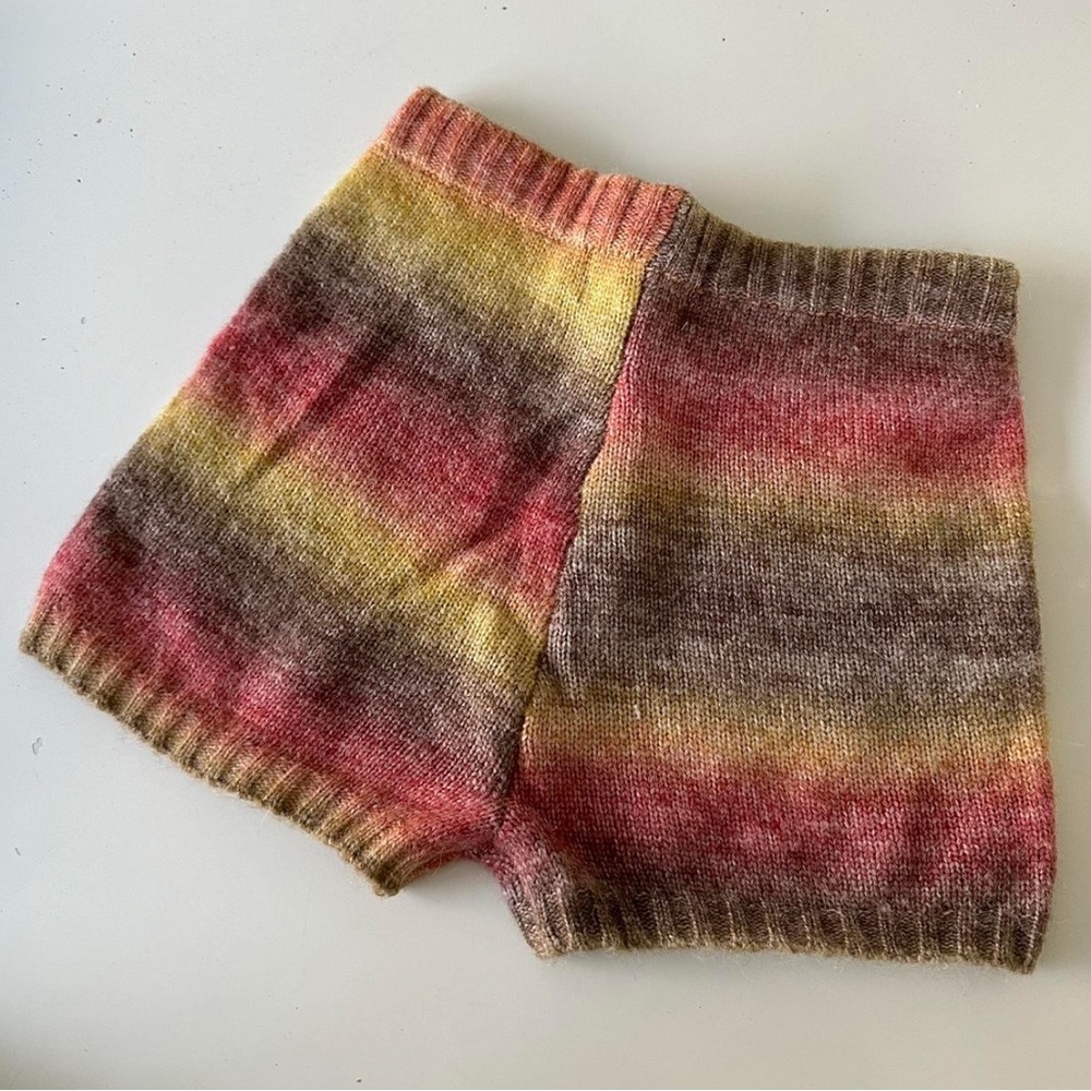 Multicolor Knit Women's Shorts